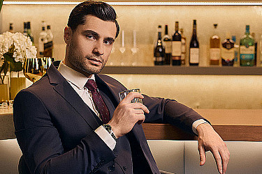 Мужской костюм тройка темно-фиолетовый, классический образ